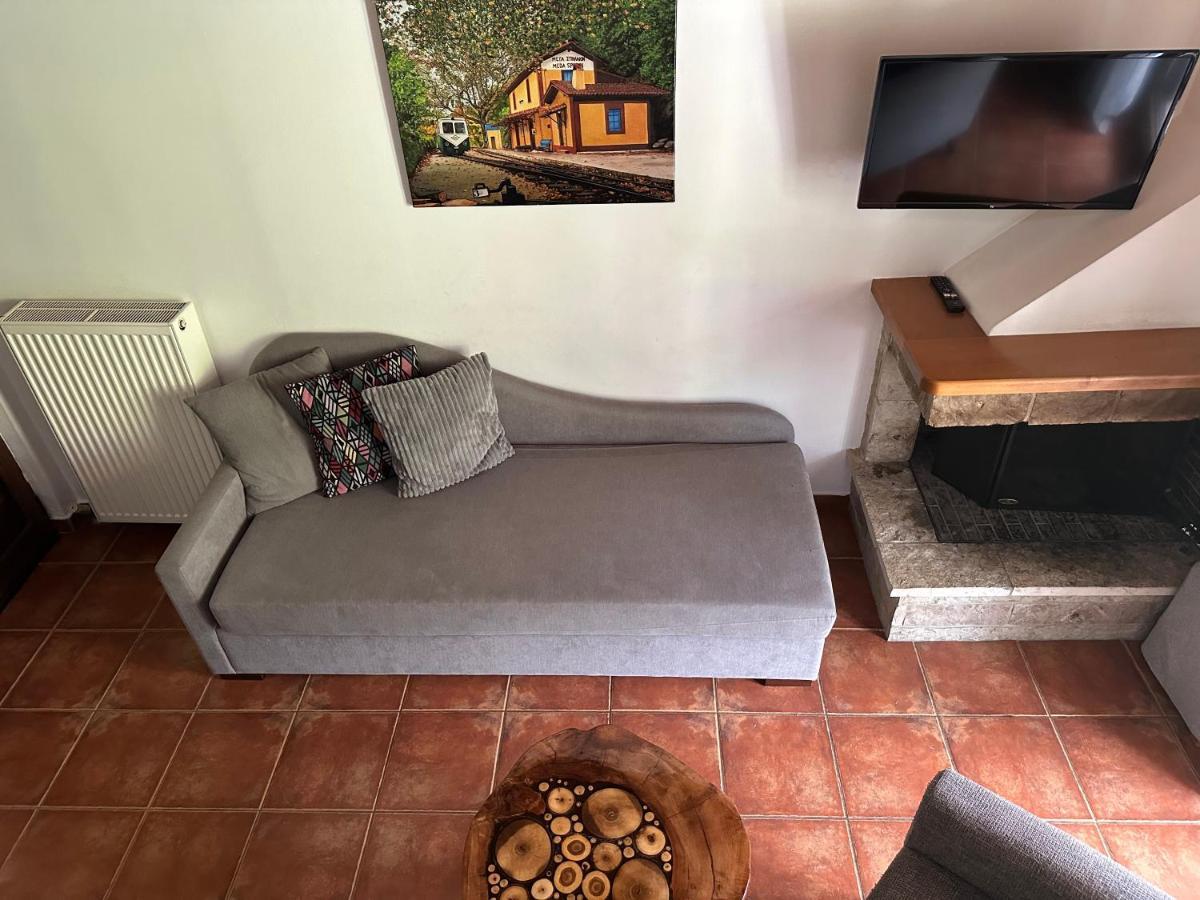 Aparthotel Μούσες Kalavryta Esterno foto